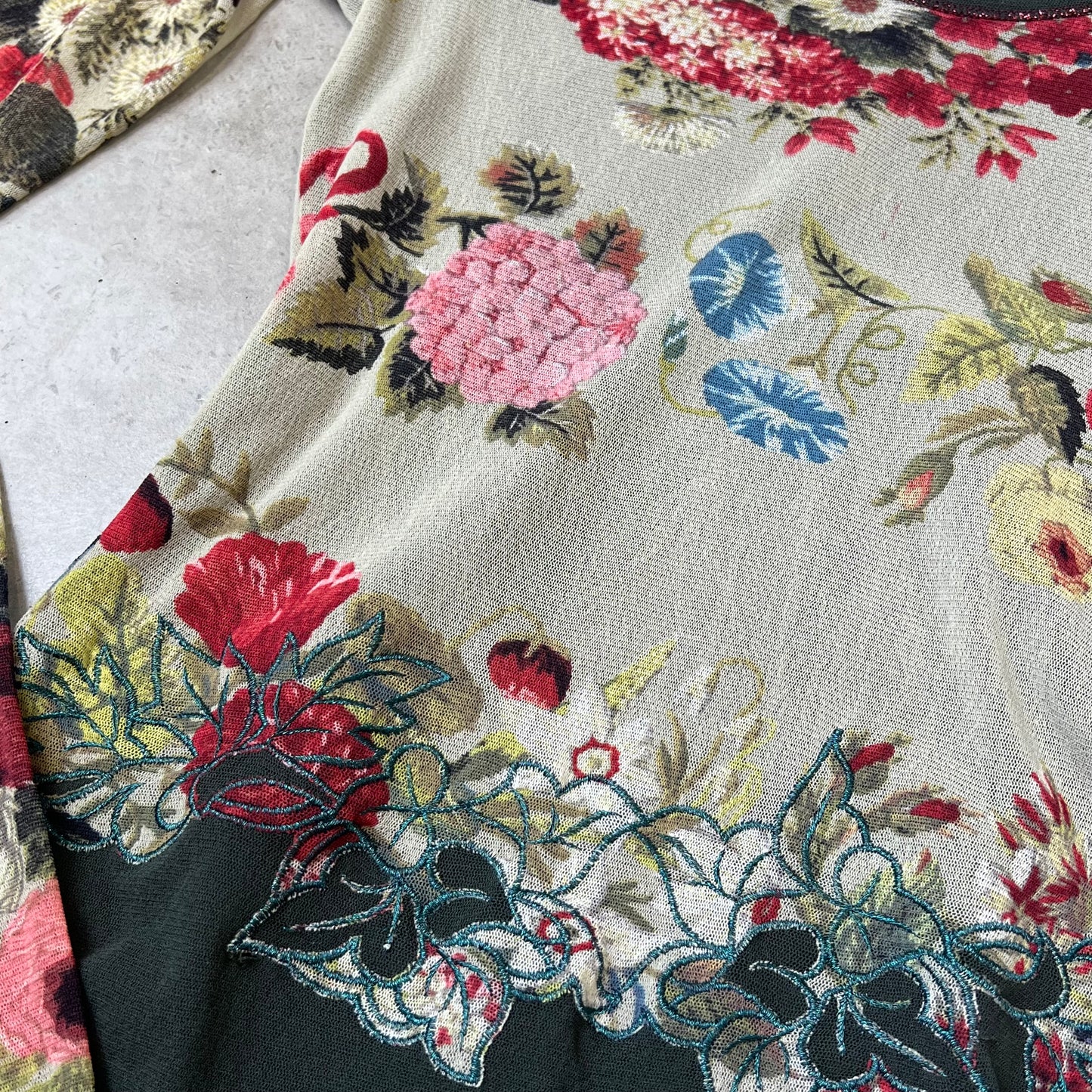 Vintage Design Top