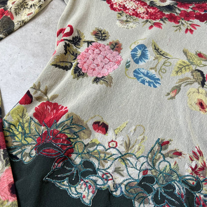 Vintage Design Top