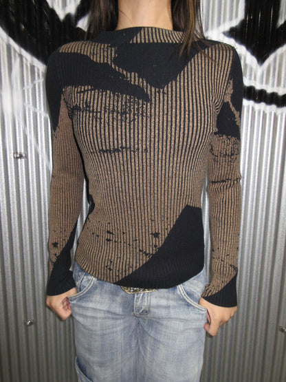 Vintage Design Top