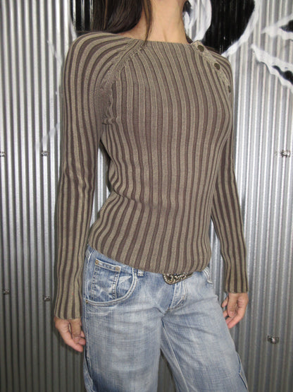 Vintage Design Top