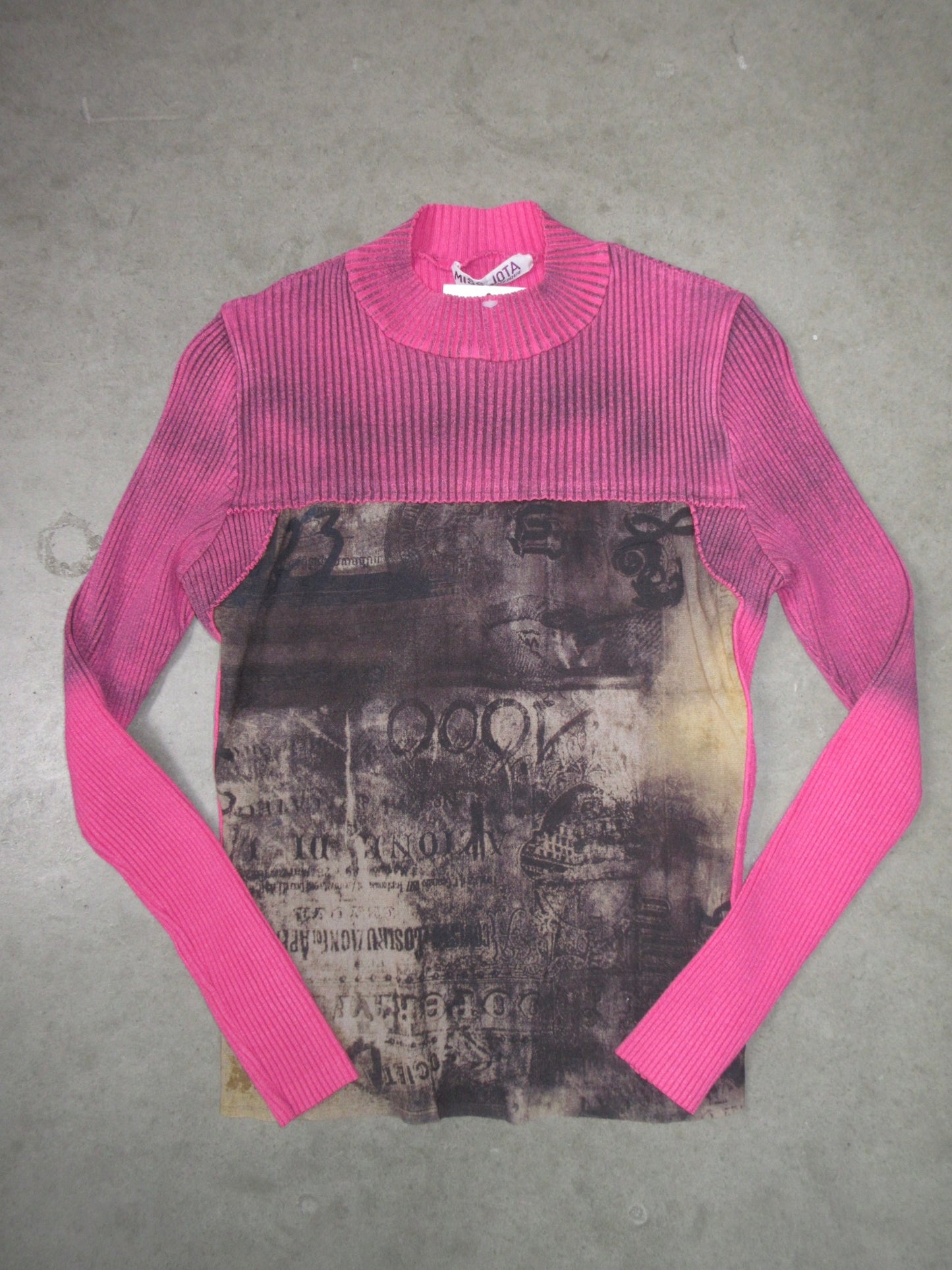 Vintage Design Top