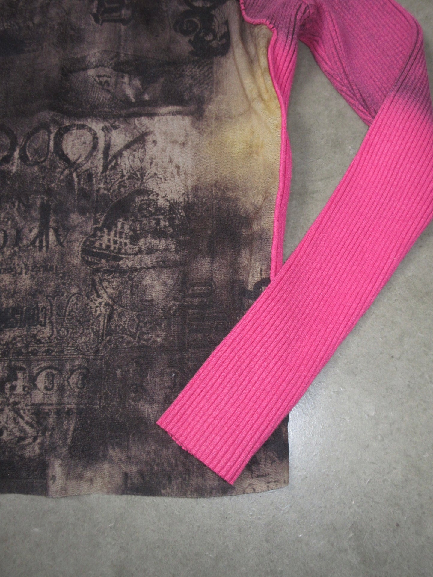 Vintage Design Top
